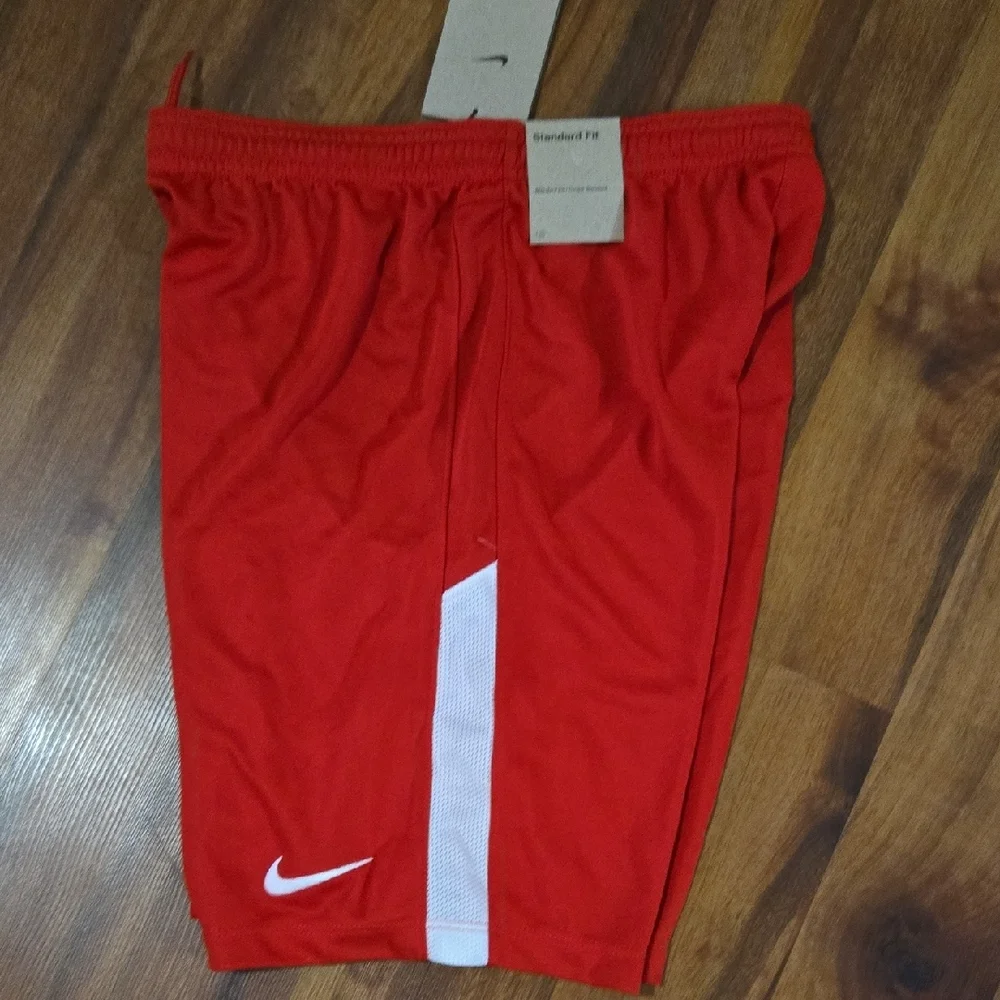 BUNDLE LOTS Variety Nike UNDER AMOUR  Athletic Shorts BOYS LARGE NEW - Picture 8 of 17
